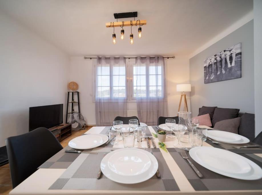 Appartement Tout Equipe Traversant 6 A 8 Couchages มาร์กเซย ภายนอก รูปภาพ