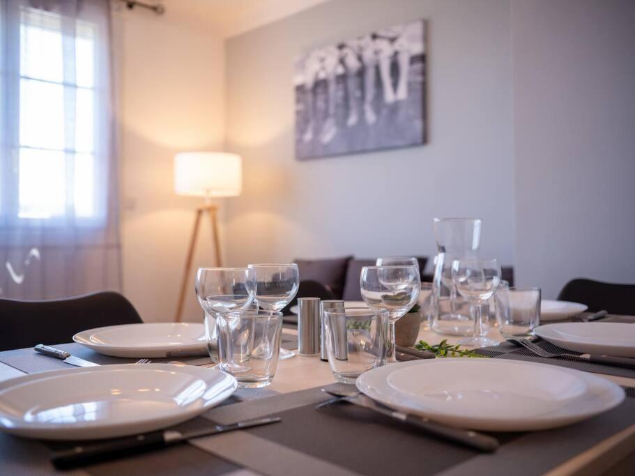 Appartement Tout Equipe Traversant 6 A 8 Couchages มาร์กเซย ภายนอก รูปภาพ