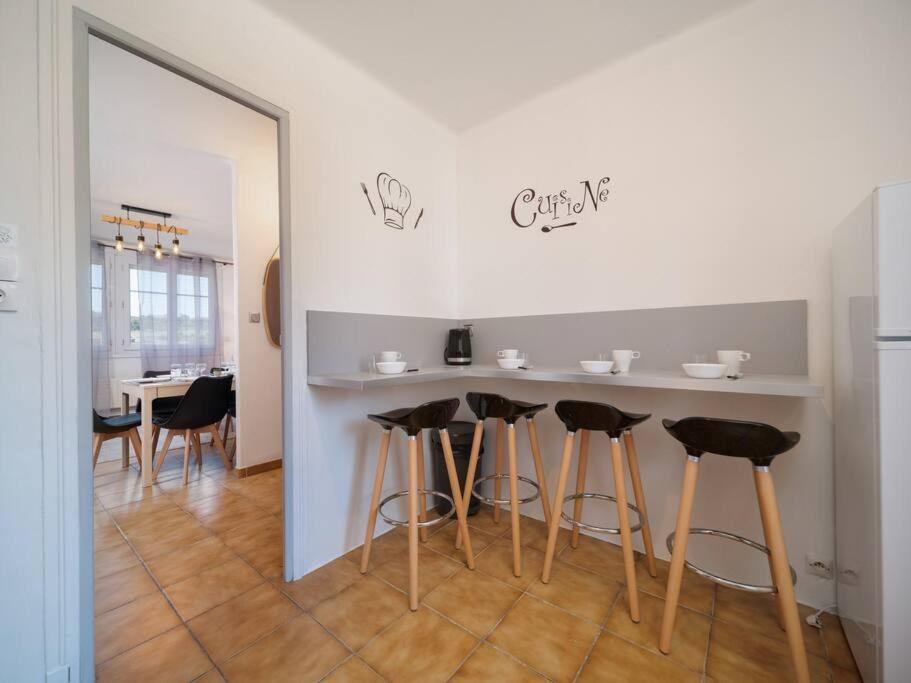 Appartement Tout Equipe Traversant 6 A 8 Couchages มาร์กเซย ภายนอก รูปภาพ
