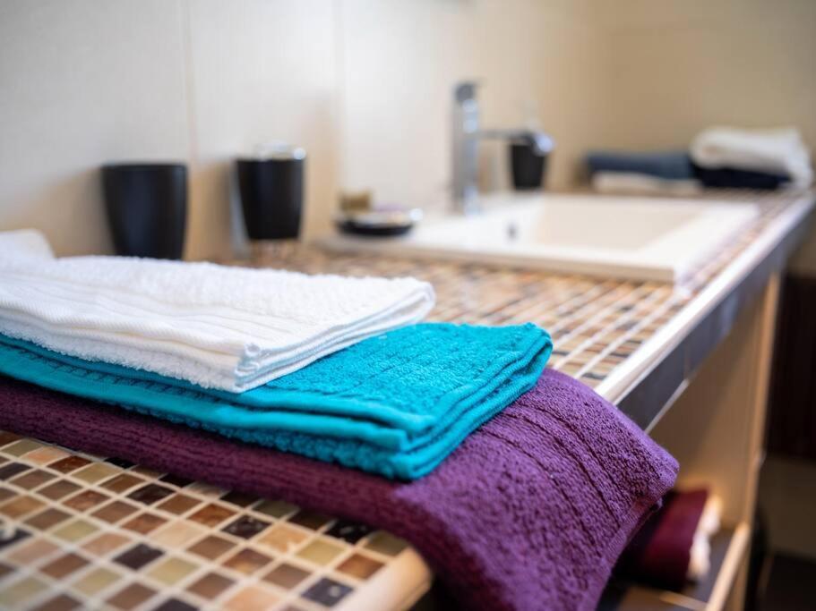 Appartement Tout Equipe Traversant 6 A 8 Couchages มาร์กเซย ภายนอก รูปภาพ